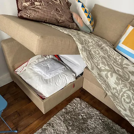 Apartment Charming Close To Emily's Spots In